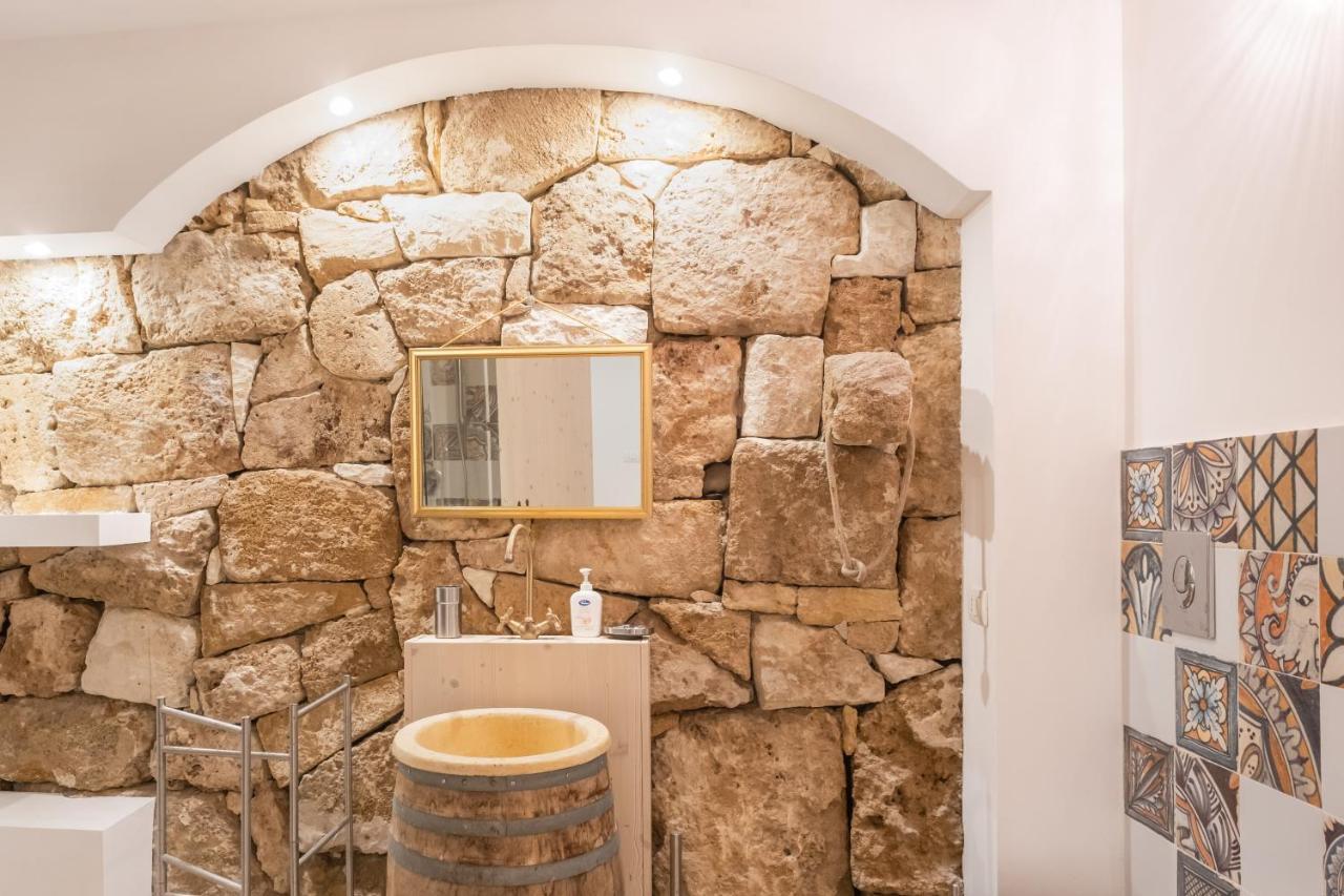 Appartement Deluxe Dammuso In Centro Storico à Noto Extérieur photo